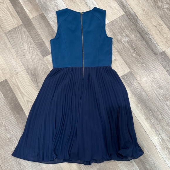 Ann Taylor Loft blue sleeveless pleated skirt A-line dress ❤️ - Picture 4 of 6